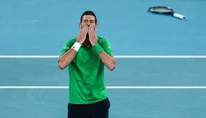 戴格诺特谈16连胜：我们还有很大改进空间，要专注于下个回合